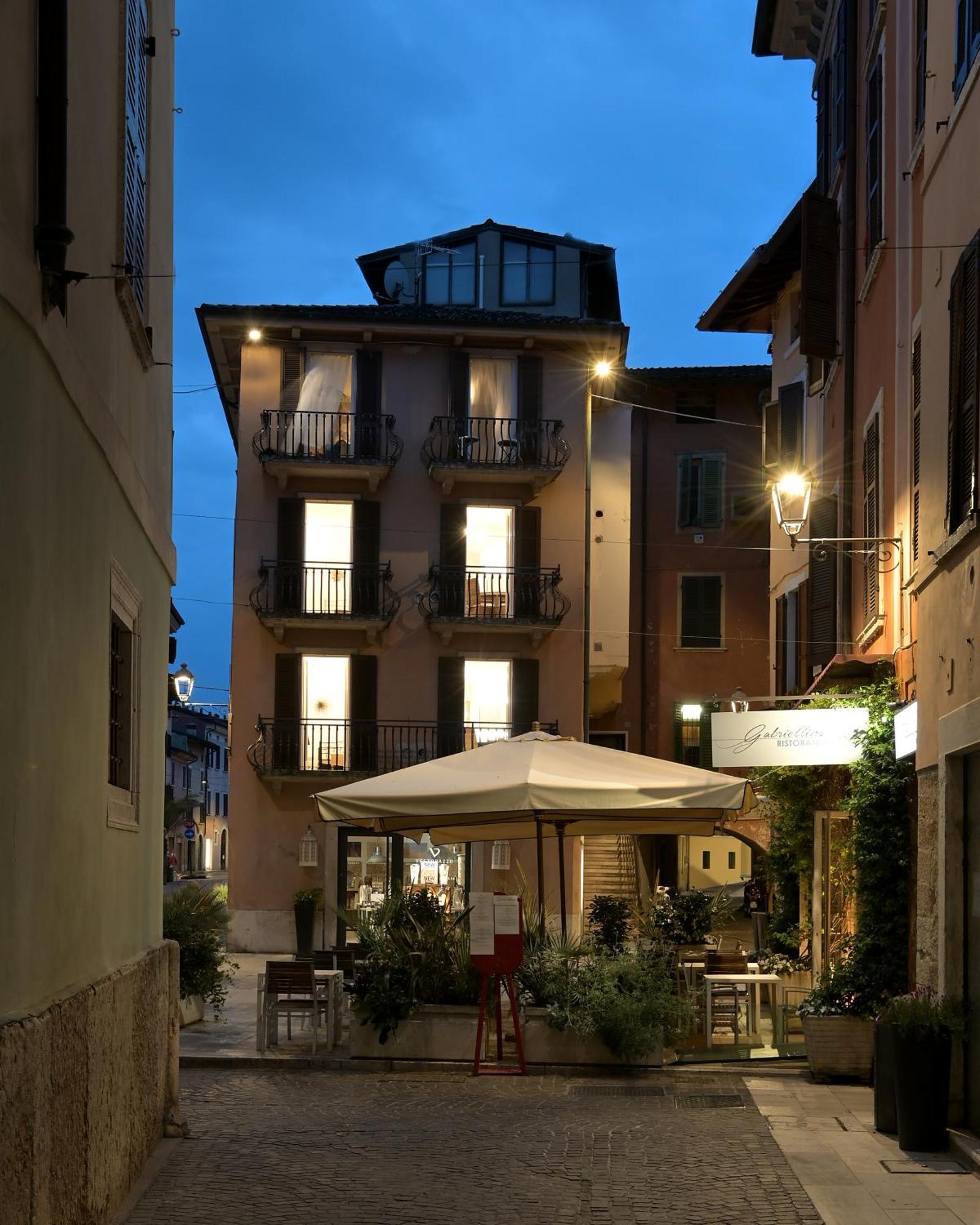 Cavour Salò